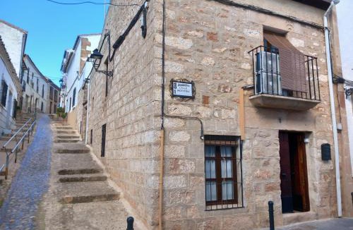 El Altico House | La Casa del Abuelo Curro