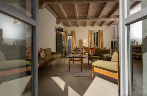 Sermoneta House | La Casa della bifora/The House of the mullion