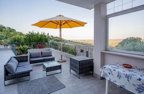 Mozzagrogna Apartment | La Casa delle Orchidee
