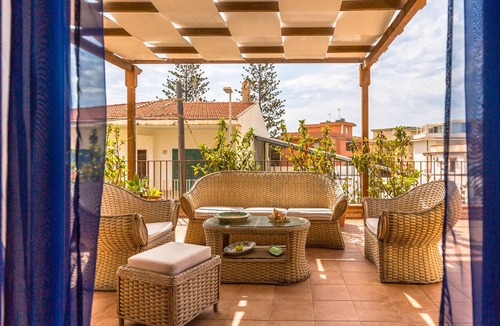 Punta Secca Apartment | La Casa di Iuri