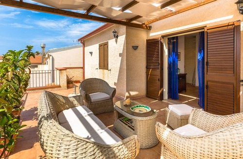 Punta Secca Apartment | La Casa di Iuri