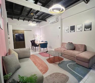 Pom Prap House | LA CASA in China town
