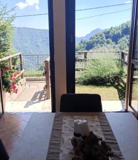 Dossena Apartment | La casa panoramica