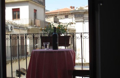 Modica House | La Casa Rosa