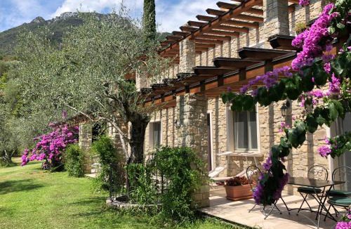 Toscolano Maderno Bed & Breakfast | La Cascata Negli Ulivi