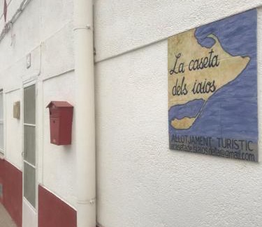 Sant Jaume d'Enveja House | La Caseta del Iaios