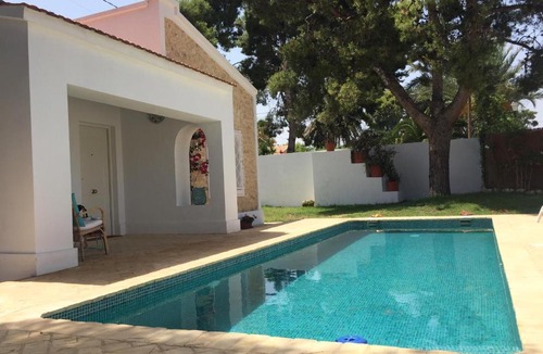 Coveta Fuma House | La Casita Bianca