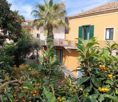 Acireale Villa | La Corte dei Nespoli