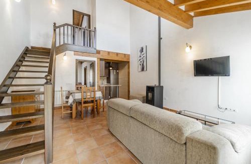 Espeja de San Marcelino House | La Dehesa de Santa Ursula 2