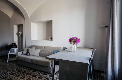 Belgirate Apartment | La Dimora del Glicine Appartamento Terra