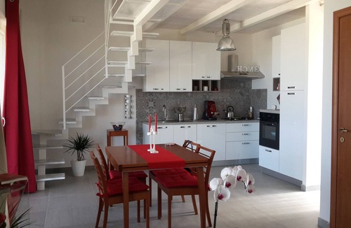 Cava dʼAliga Villa | LA FINCA Holiday House with small private pool