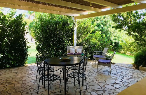 Cava dʼAliga Villa | LA FINCA Holiday House with small private pool