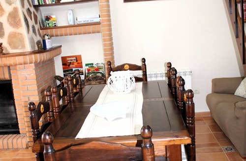 Retuerta del Bullaque Ski Chalet | La Guarida in the Cabañeros National Park with spectacular surroundings.