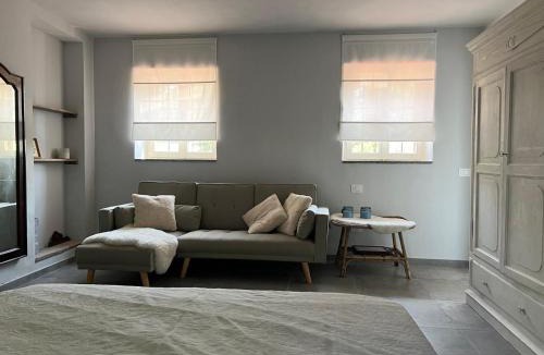 Mortara Apartment | La Ghiandaia