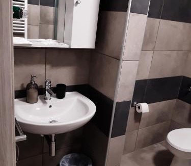 Caselle Torinese House | La Montrucca Camere
