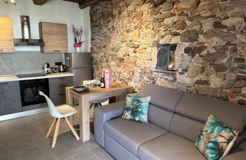Brolo Apartment | La perla del Lago d Orta