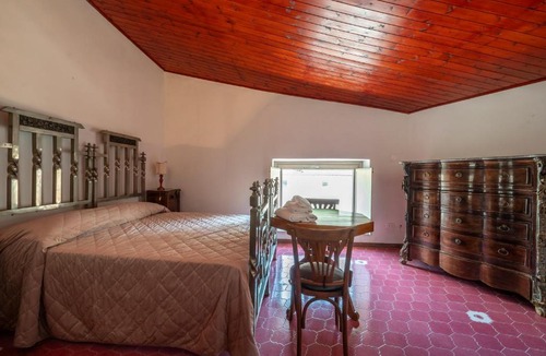 Monteroduni House | La torretta sul cortile