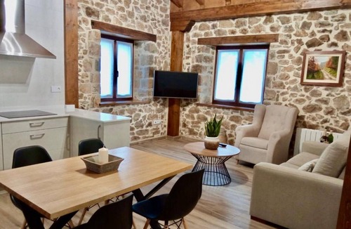 Mogrovejo Apartment | La Ventana de Mogrovejo Apartment 4 people