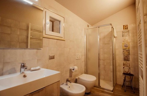 Norcia House | La Vineria
