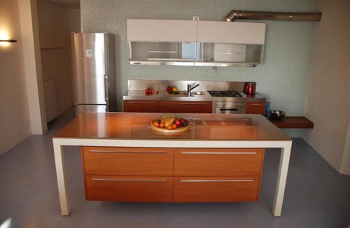 Gargnano Apartment | Lake Garda Piazza Apartment - St Loe