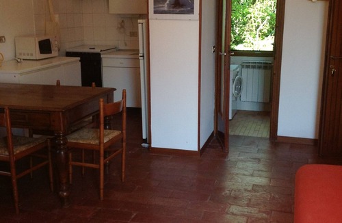 Sale Marasino House | Lakefront studio with garden