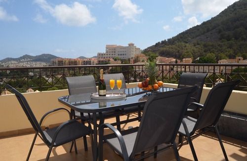 El Beal Apartment | Large apartment on two floors, 2 balconies, free wifi, satellite TV