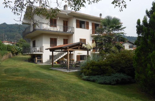 Armeno House | Large house with garden, parking space and football pitch