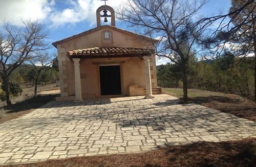 Villar de Domingo Garcia Cottage | Las Callejuelas cottage for 2 people and playground