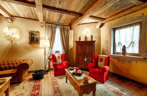 Aosta House | Le Reve Charmant
