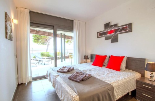 Almadraba-Canyelles Apartment | LEON Immo Apartment Marina - 10321