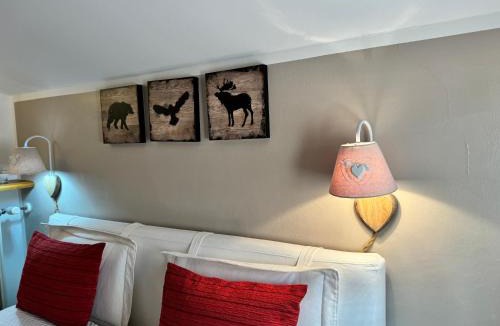 Borgata Sestriere Apartment | Liuby Home