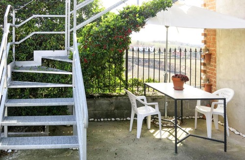 Camerano Casasco Apartment | Locazione Turistica Al Mobile Antico