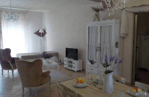 Pozzallo Apartment | Loft a few steps from the sea