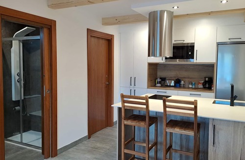 Sumbilla Apartment | Loft con Encanto e Hidromasaje en Navarra, Cerca de Baztan