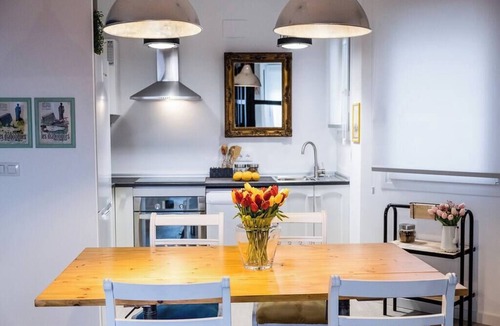 Logrono Apartment | Logroño center, a house with views