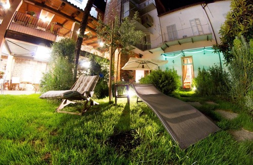 Piazza House | Lori's Inn