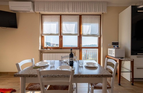 Castagnole Monferrato Apartment | Lovely apartment for 5 people with WIFI, A/C, TV and terrace