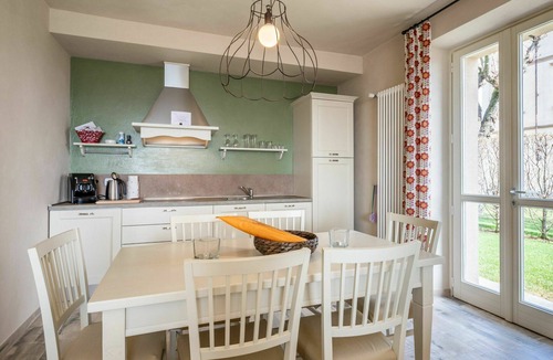Costigliole d'Asti House | Lovely apartment in villa for 5 guests with pool, WIFI, A/C, TV, patio and panoramic view