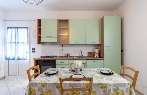 Gazzelli Apartment | Lovely apartment for 12 people with WIFI, pool, balcony, pets allowed and panoramic view