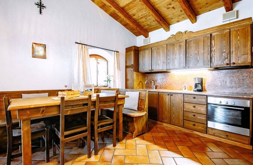 Coredo Apartment | Lovely apartment for 4 people with WIFI, TV, terrace and pets allowed