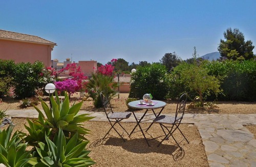 La Colina Apartment | Lovely apartment for 6 people with A/C, pool, WIFI, TV and patio