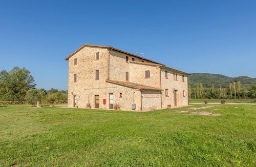 Montone House | Lovely home in Montone with WiFi