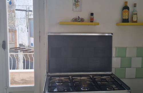 Bomba Apartment | Lovely view of the Maiella from home in the heart of Bomba