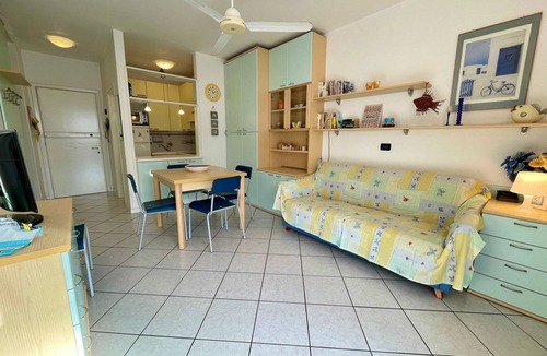Porto Santa Margherita Apartment | Luminous flat with a big terrace