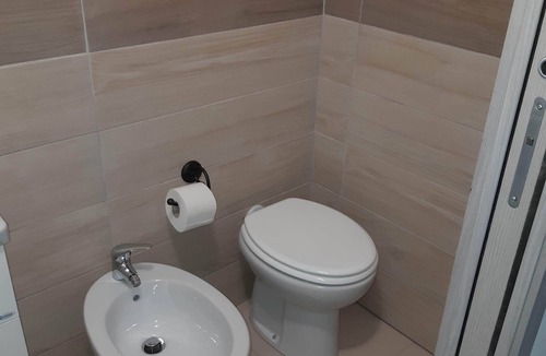 Trebisacce Bed & Breakfast | Lutri B&B dotata di tutti i confort e servizi, shopping, spiaggia, divertimento