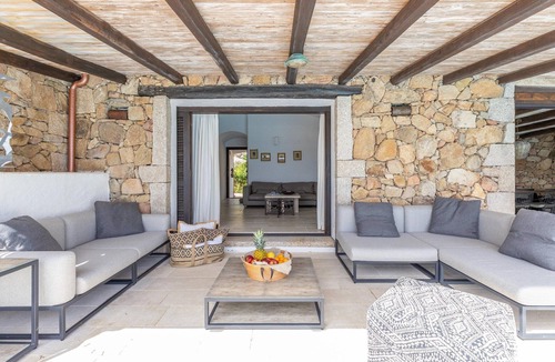 Pantogia Villa | Luxe Côte Stay- Elegant Villa