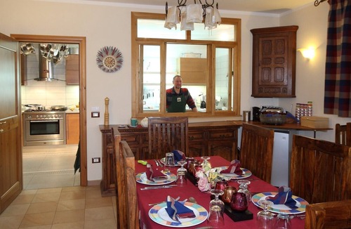 Bagnaia Villa | Luxurious Country Villa, large private pool & professional kitchen, near Perugia
