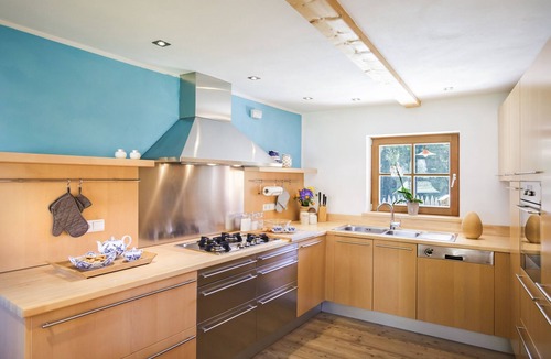 La Valle Ski Chalet | Luxurious Chalet with Jacuzzi, Dreamlike Interior, Wi-Fi and Garden