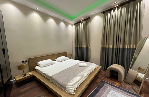 Pera Apartment | Luxury 5 star apartment in Taksim (2 bedroom)