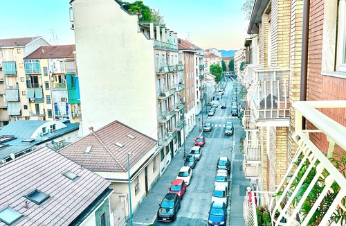 Parella Apartment | Luxury Apartment B&B Near Center Turin & Museum & Metropolitain